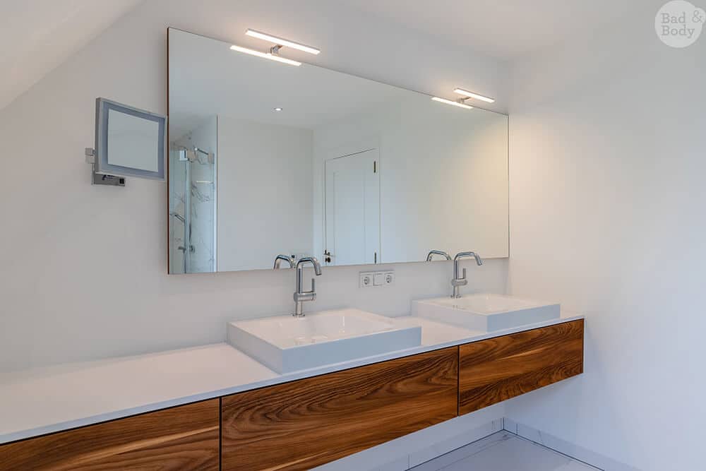 03_2020_Beerens_Plattel_Wit_hout_Badkamer_L_HR