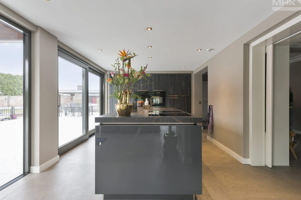 03_Beerens_Keuken_Zwart_Eiland_Manders-1600×1067