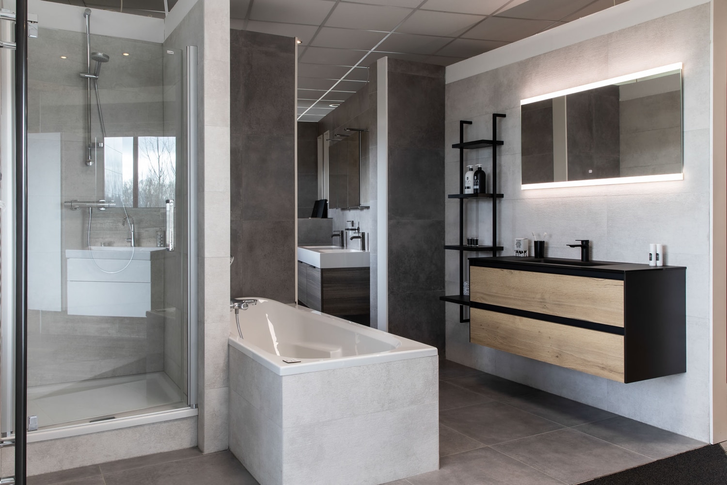header-badkamers